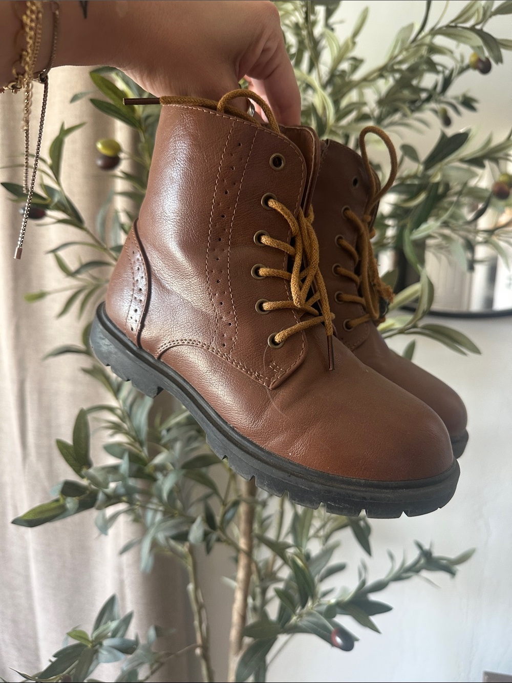 Youth girls Brown Leather Lace-Up Combat Boots